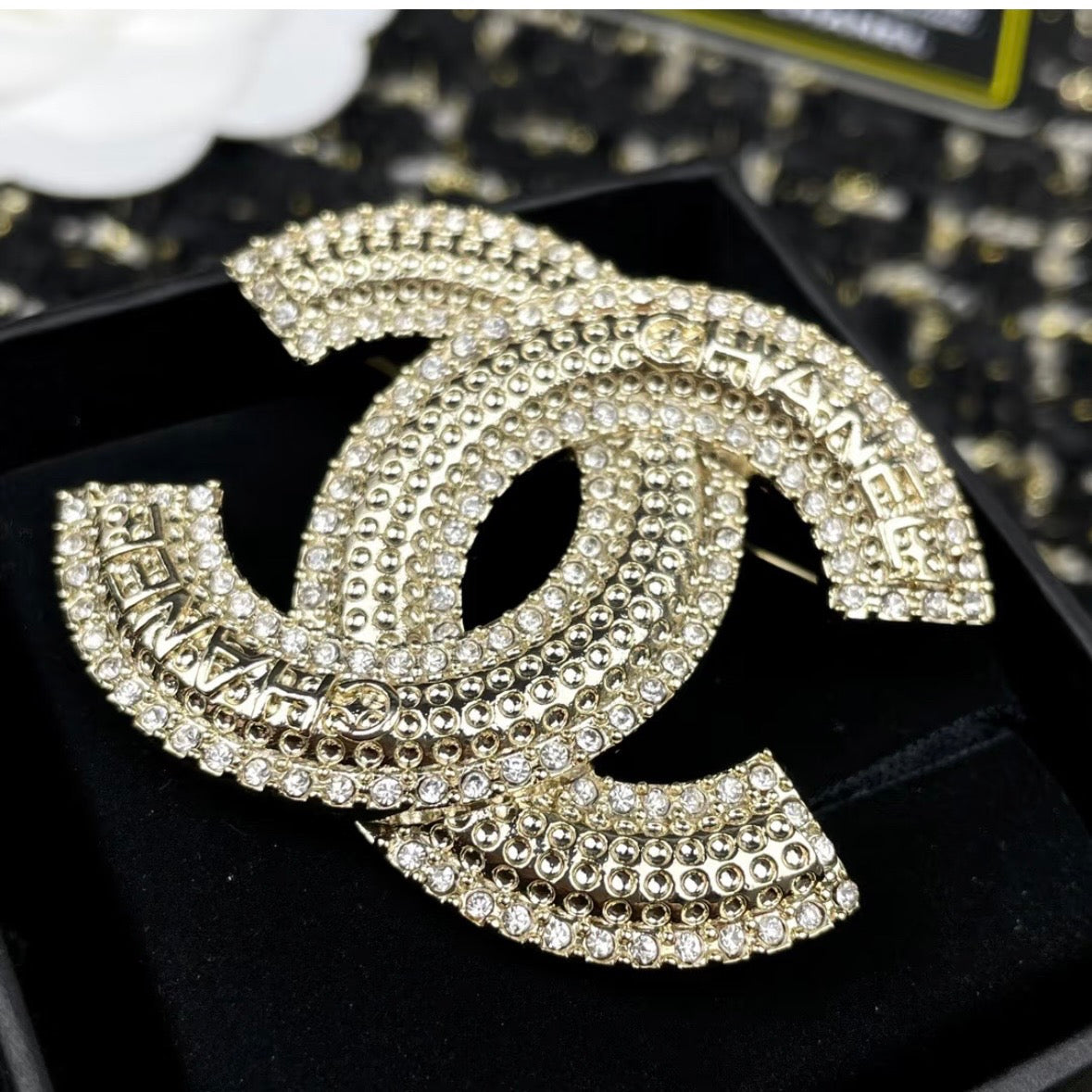 Chanel - Other - Gold-tone base metal with clear glass rhinestones - Gold