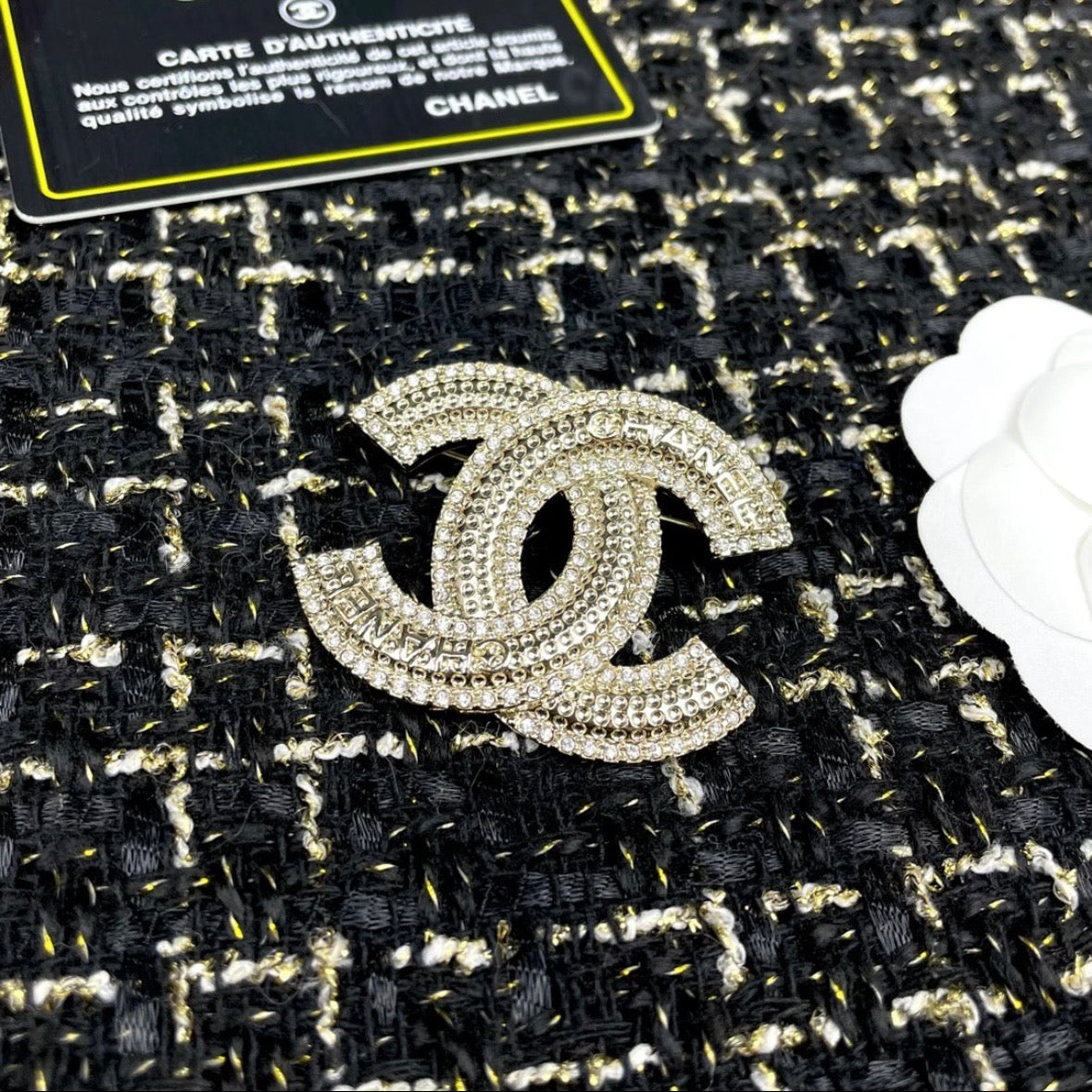 Chanel - Other - Gold-tone base metal with clear glass rhinestones - Gold