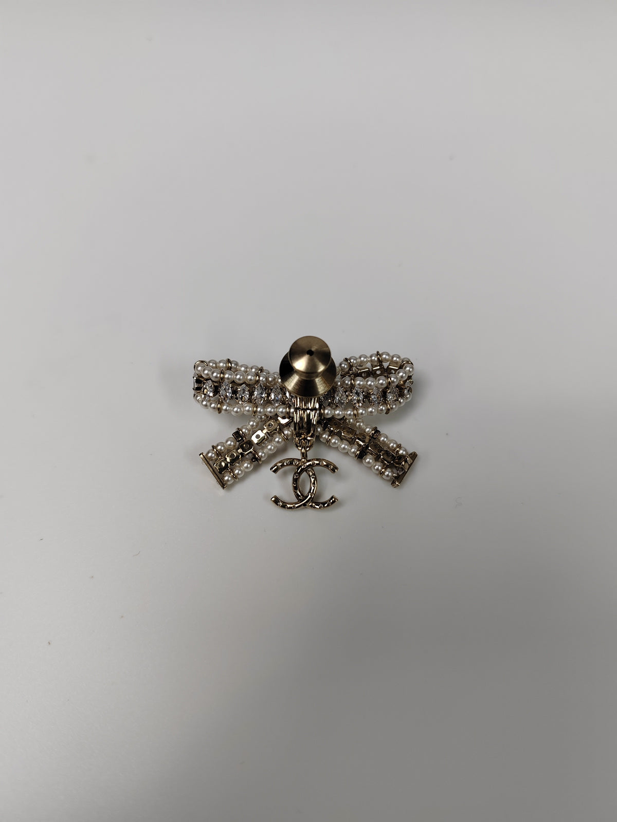 Chanel - Other - Gold-tone base metal with glass crystal embellishments and imitation pearls. - Gold