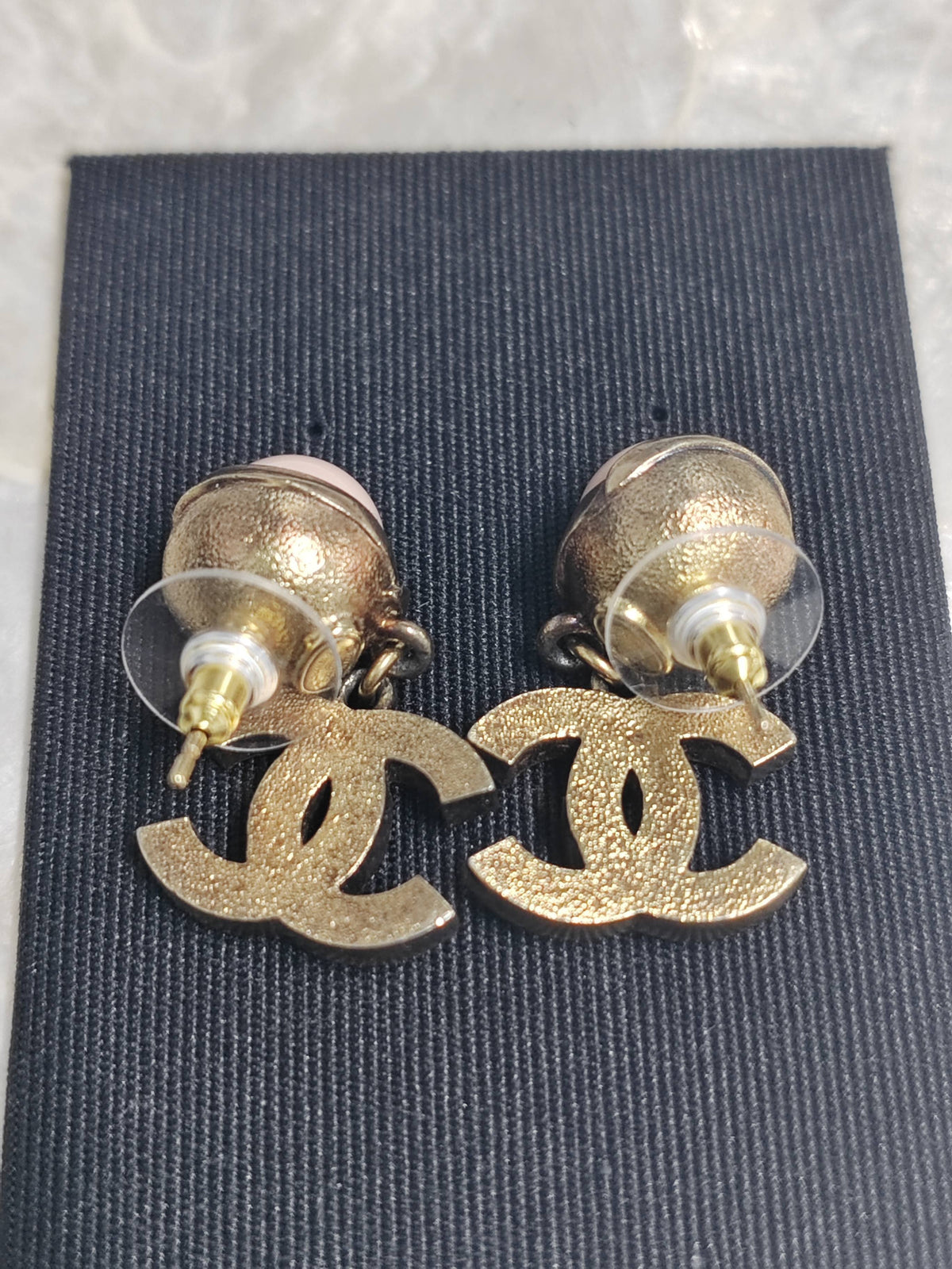 Chanel - Other - Gold-tone base metal with glass rhinestones and imitation pearl cabochons. - Pink