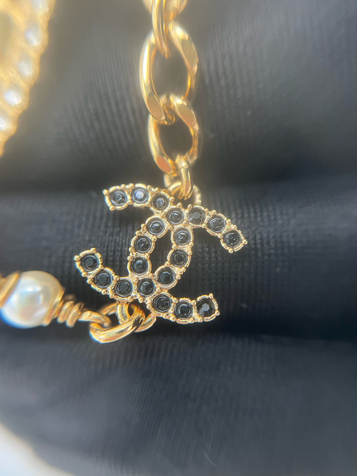 Chanel - Other - Gold-tone base metal with imitation pearl and crystal embellishments - Gold