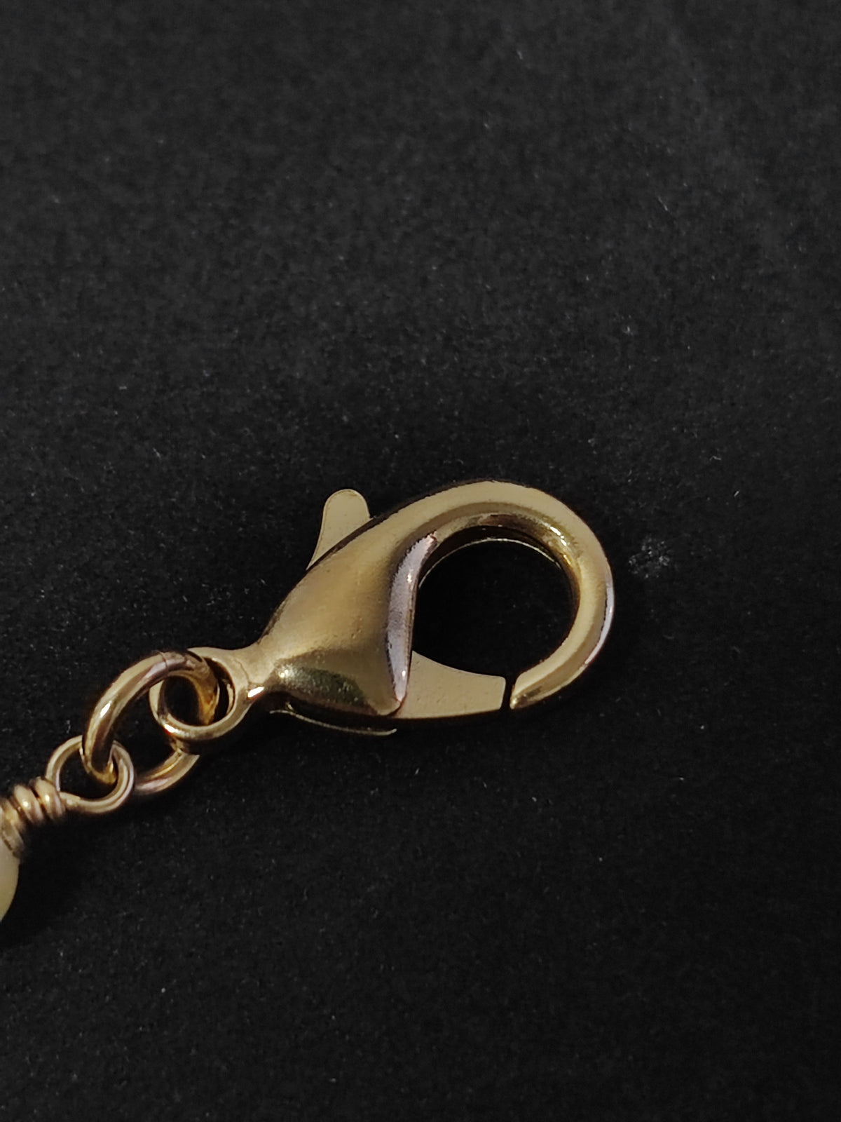 Chanel - Other - Gold-tone base metal with imitation pearl beads. - Multicolour