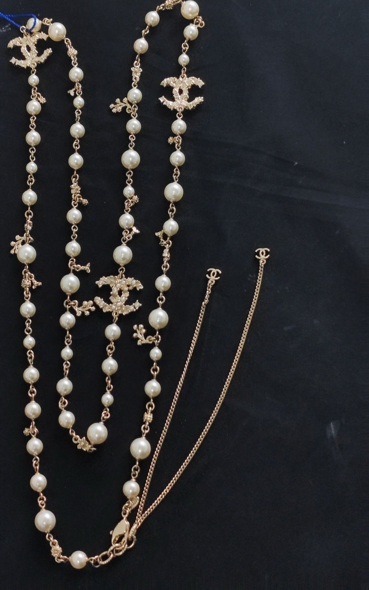 Chanel - Other - Gold-tone base metal with imitation pearls and decorative motifs. - Multicolour