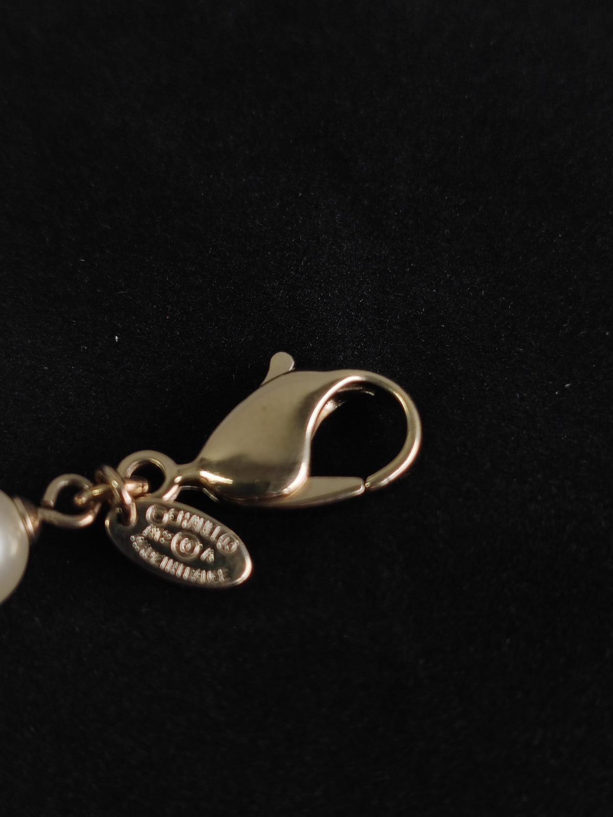 Chanel - Other - Gold-tone base metal with imitation pearls and decorative motifs. - Multicolour