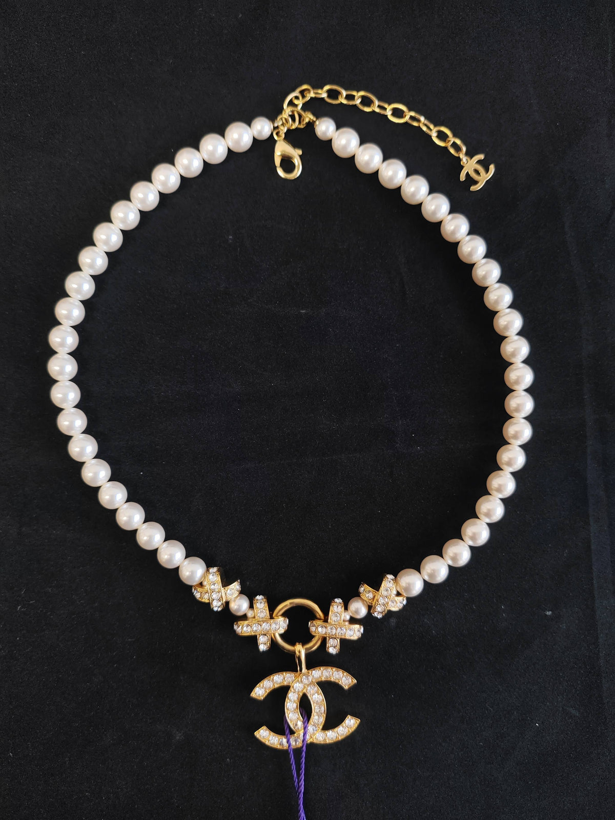 Chanel - Other - Gold-tone base metal with imitation pearls and glass crystal embellishments. - White