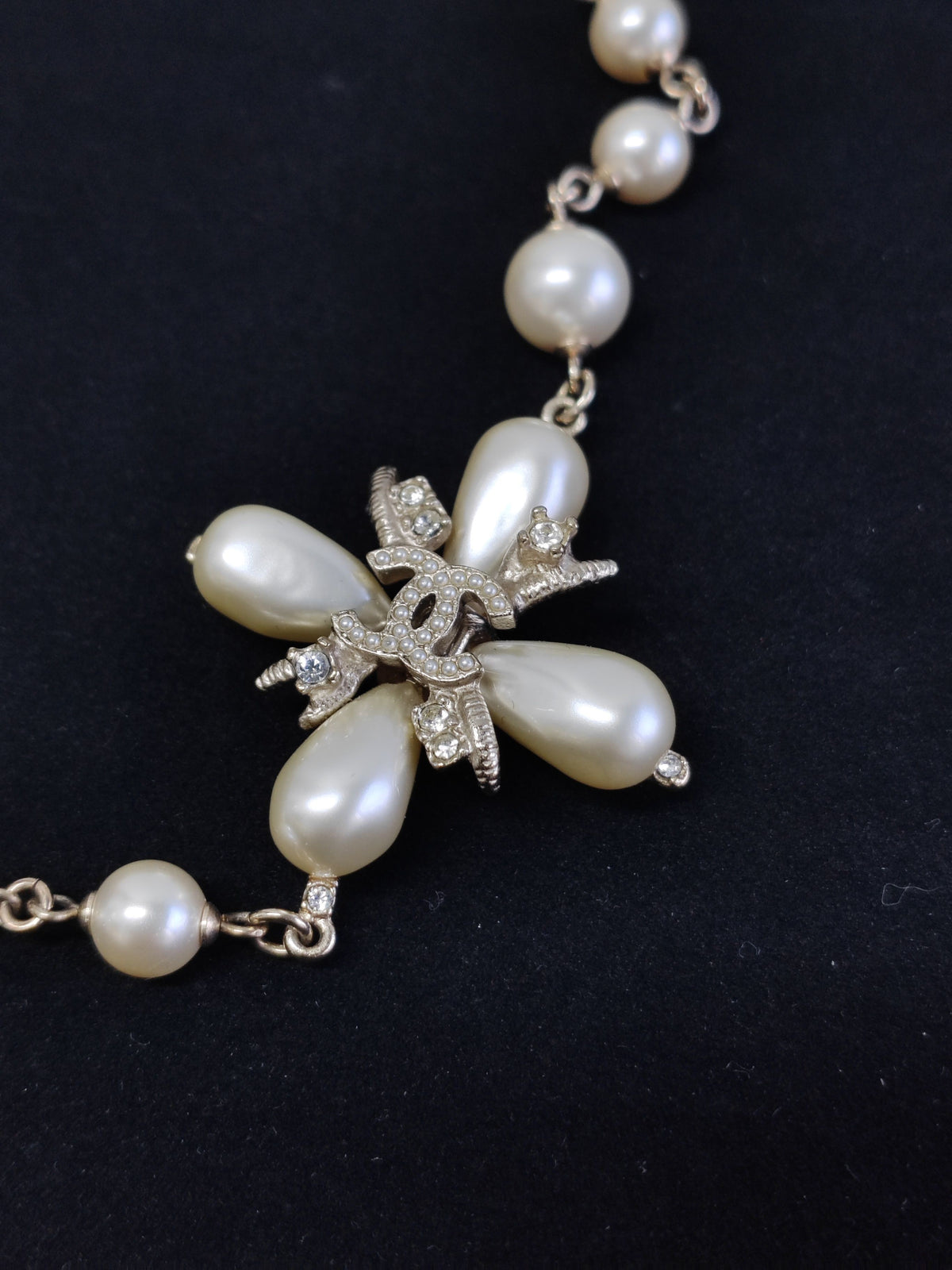 Chanel - Other - Gold-tone base metal with imitation pearls and glass rhinestones. - Multicolour