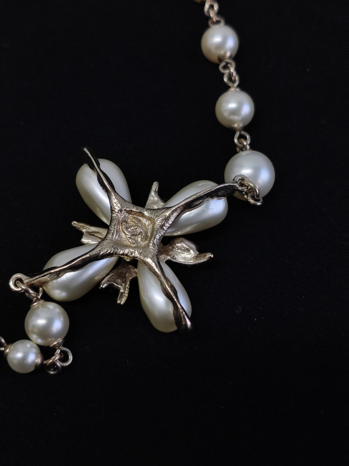 Chanel - Other - Gold-tone base metal with imitation pearls and glass rhinestones. - Multicolour