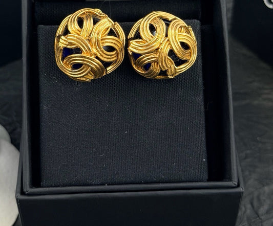 Chanel - Other - Gold-tone costume metal - Gold