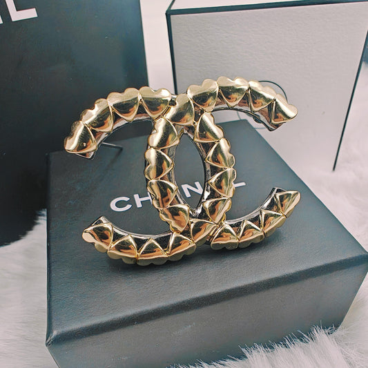 Chanel - Other - Gold-tone costume metal - Gold