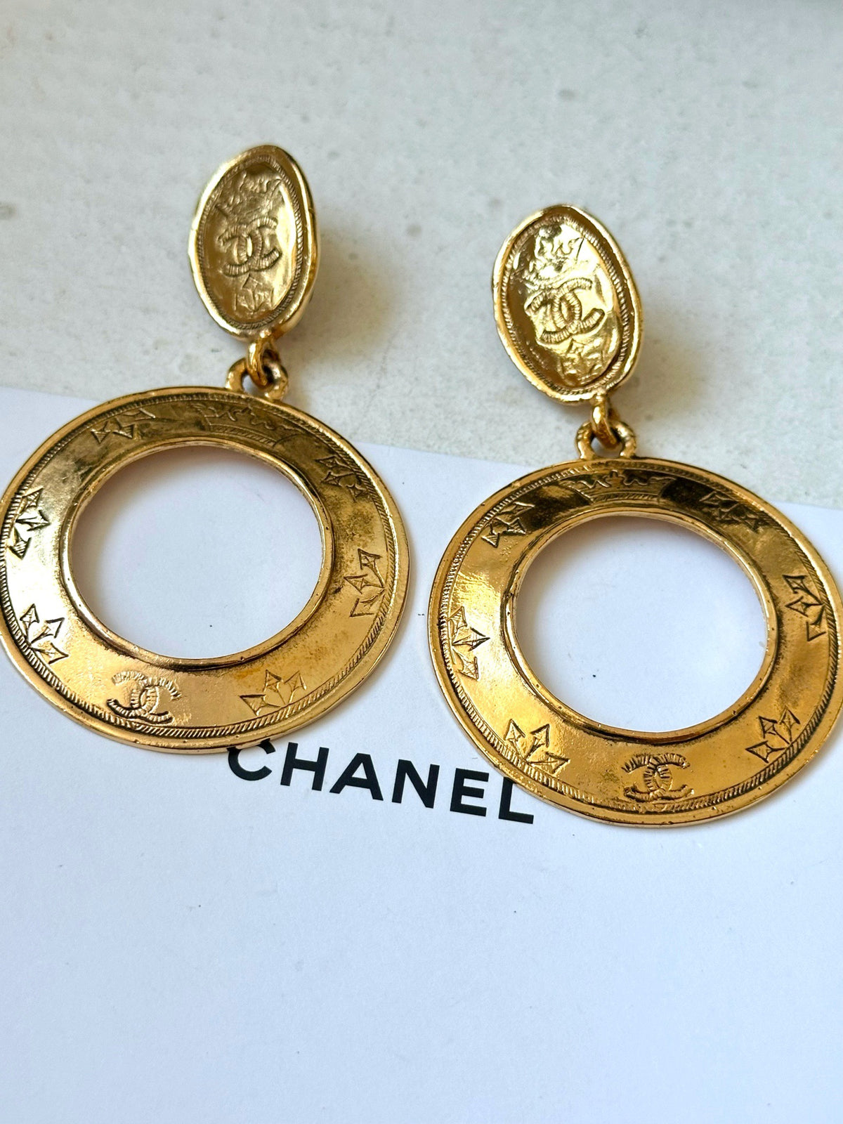 Chanel - Other - Gold-tone costume metal - Gold