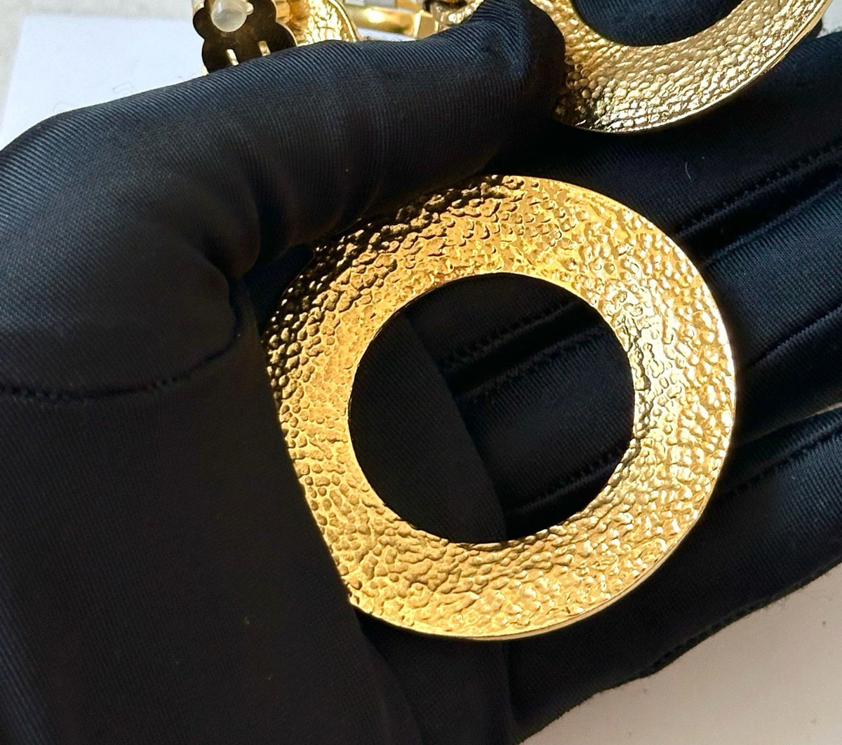 Chanel - Other - Gold-tone costume metal - Gold