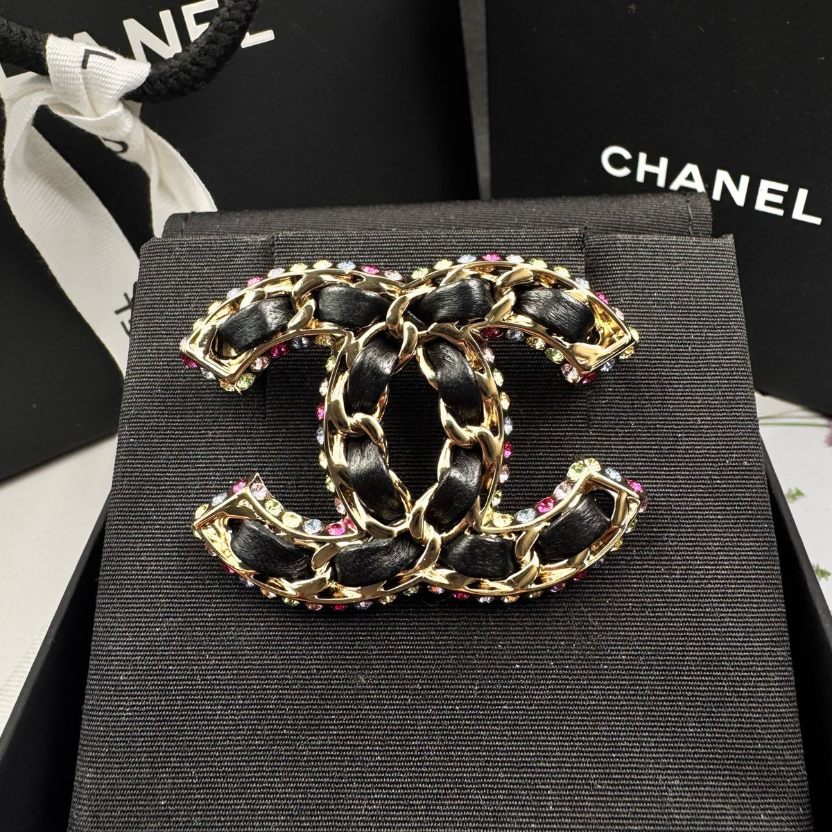Chanel - Other - Gold-tone metal, black leather and multicolour crystal embellishments - Multicolour