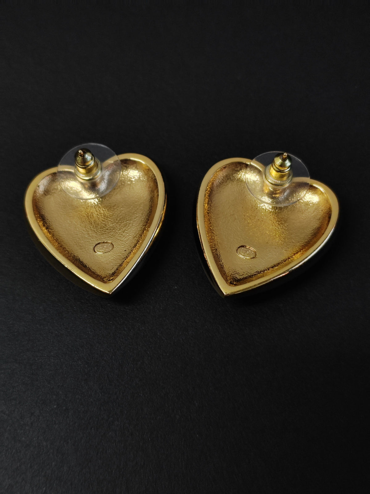 Chanel - Other - Gold-tone metal; exact composition not confirmed - Gold