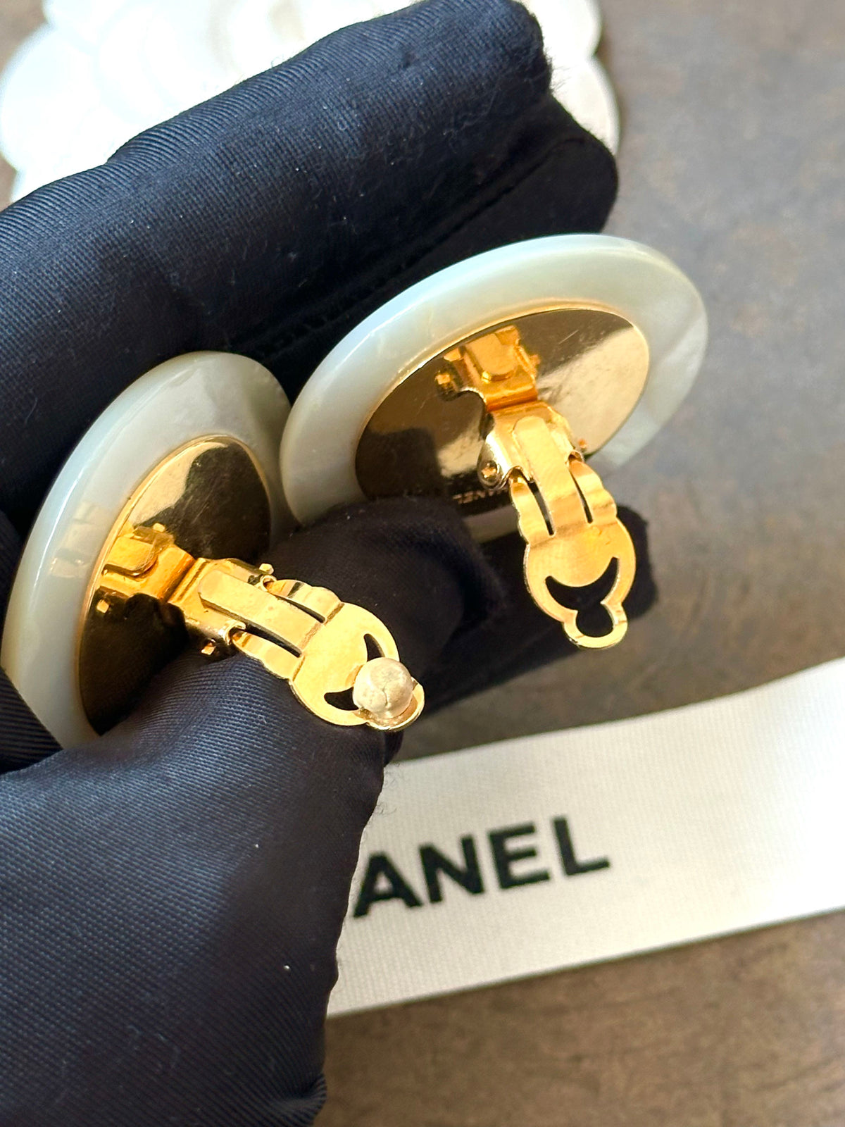 Chanel - Other - Gold-tone metal fittings with acrylic and mother-of-pearl elements. - Multicolour