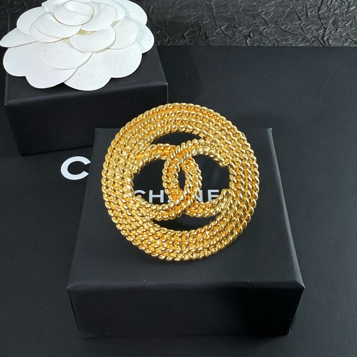 Chanel - Other - Gold-tone metal - Gold