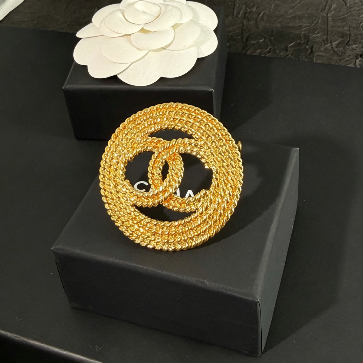 Chanel - Other - Gold-tone metal - Gold