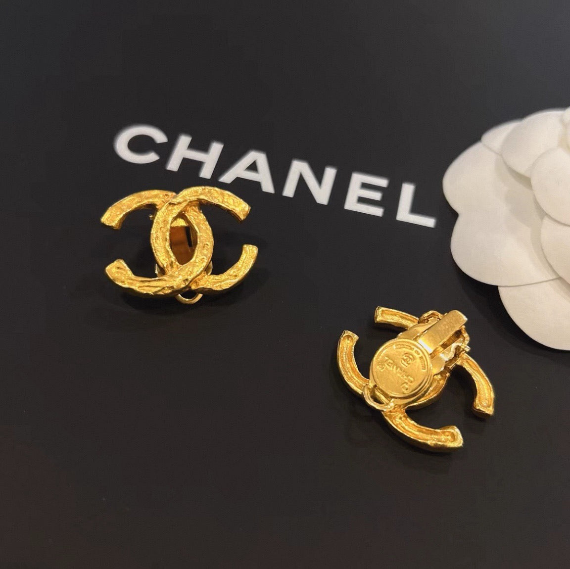 Chanel - Other - Gold-tone metal - Gold