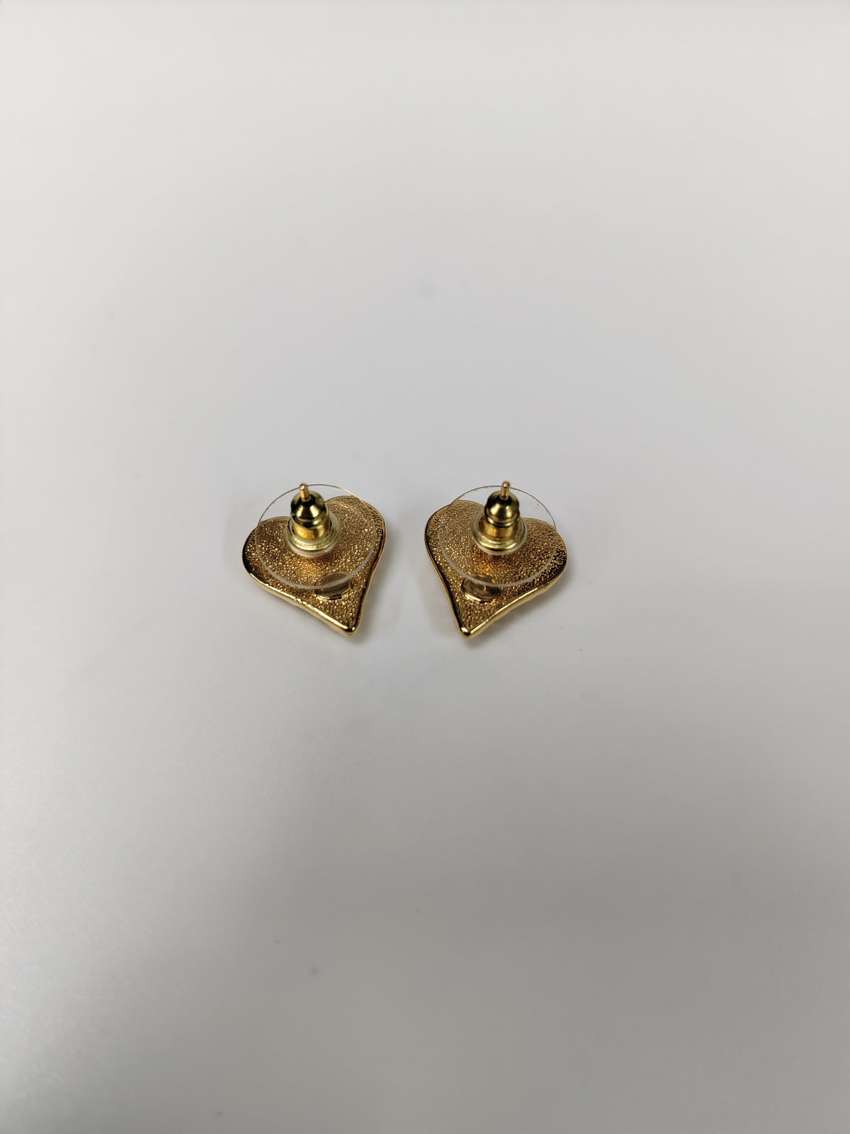 Chanel - Other - Gold-tone metal with black enamel accents - Gold