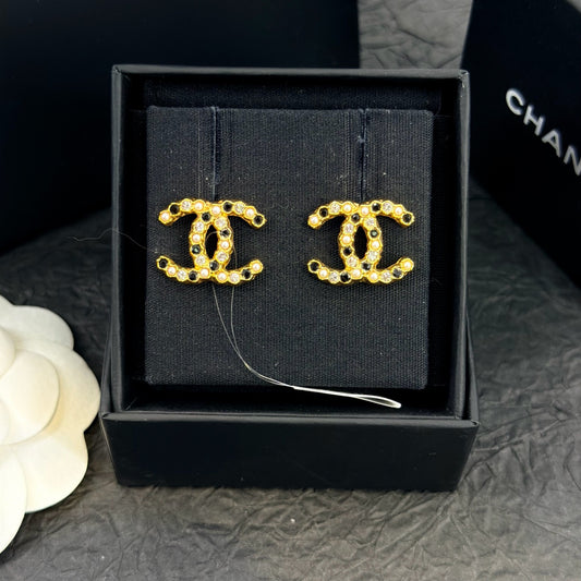 Chanel - Other - Gold-tone metal with clear and black crystal-like embellishments - Gold