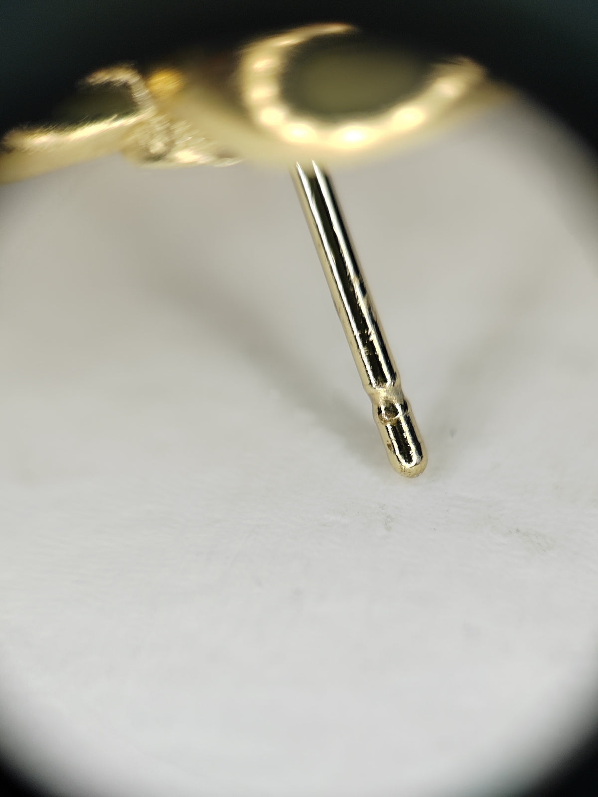 Chanel - Other - Gold-tone metal with clear crystal embellishments; exact composition not confirmed. - Gold