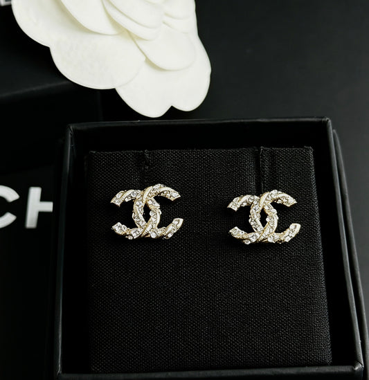 Chanel - Other - Gold-tone metal with clear crystal embellishments - Gold