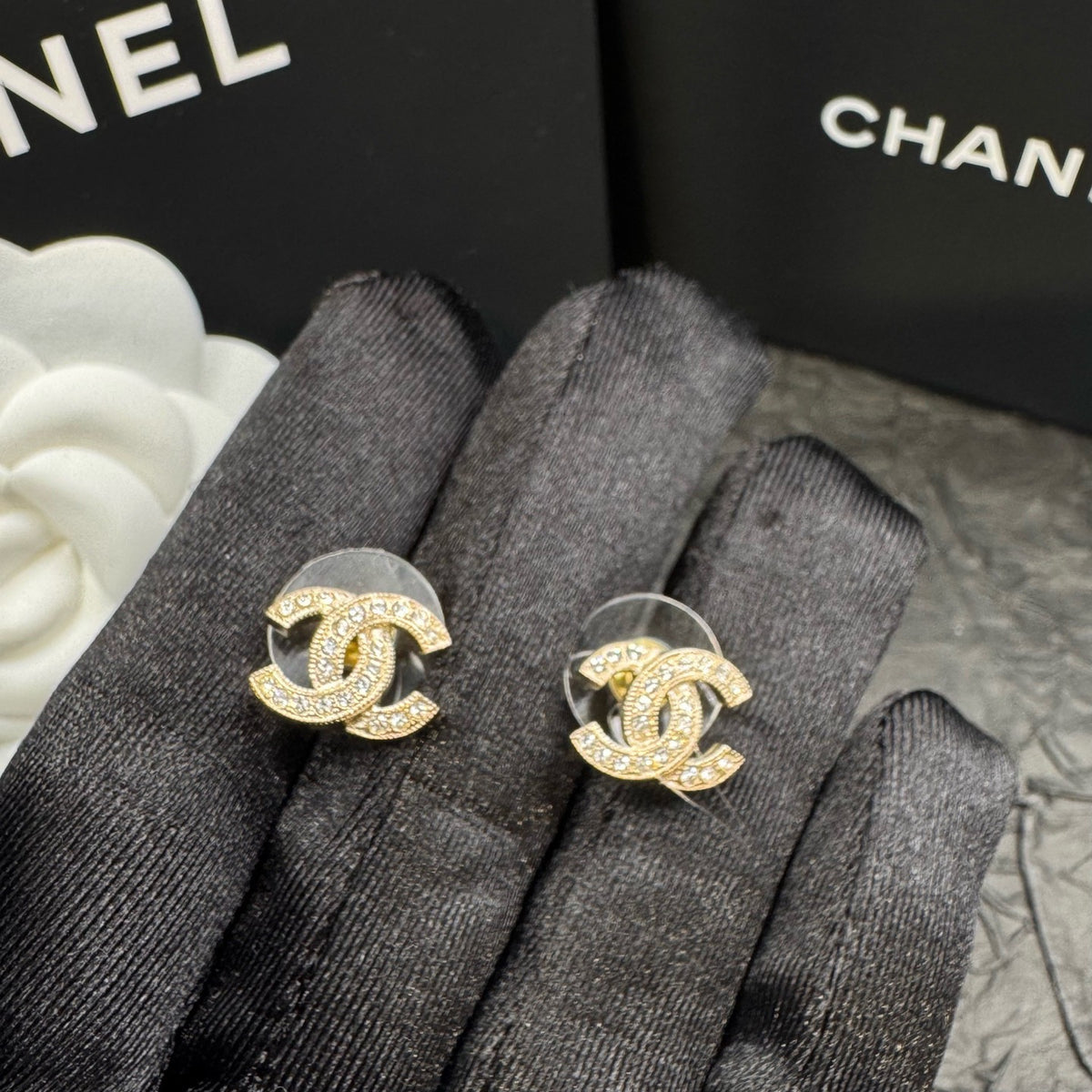 Chanel - Other - Gold-tone metal with clear crystal embellishments - Gold