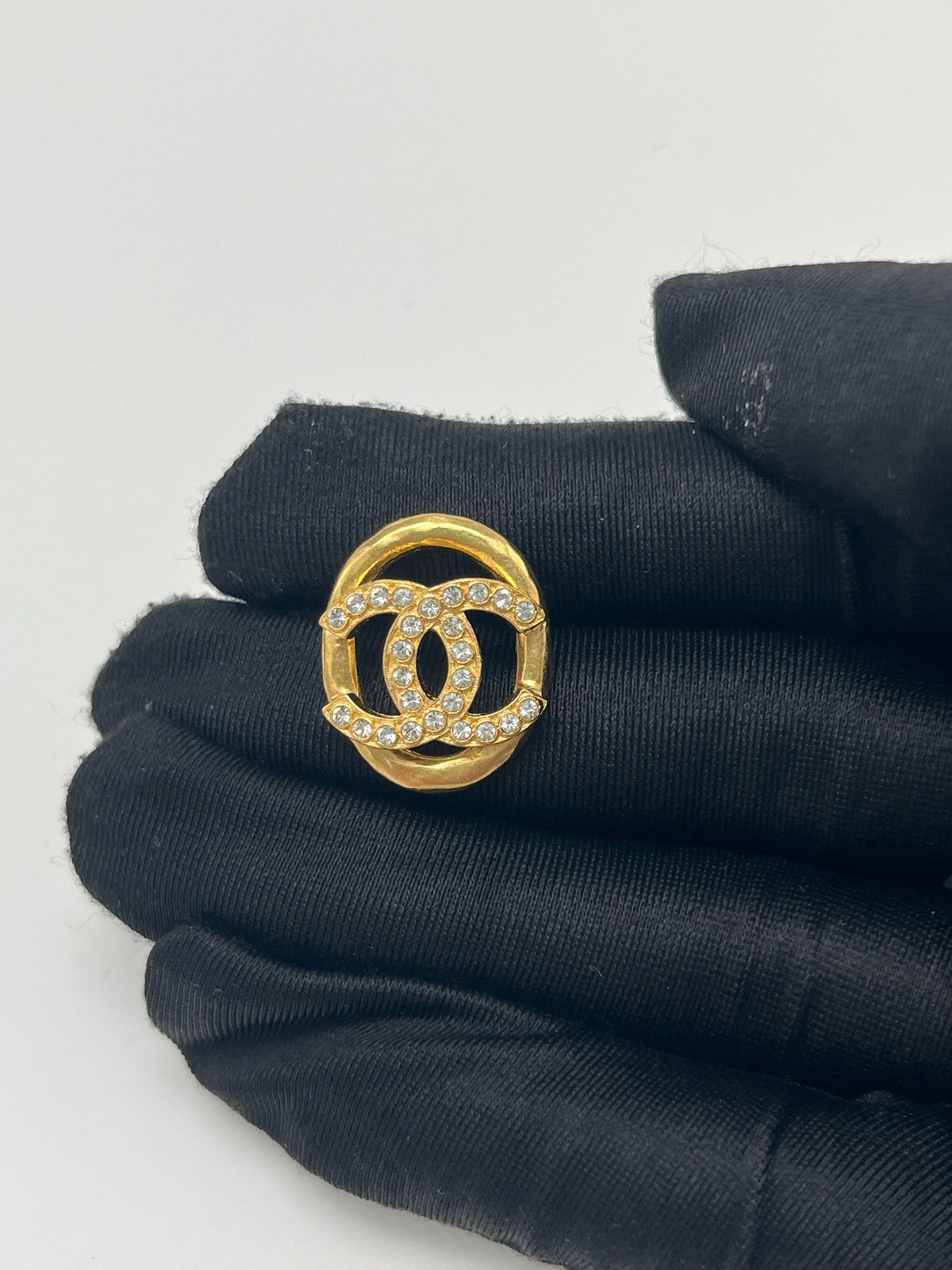Chanel - Other - Gold-tone metal with clear crystal embellishments - Gold - (One size)
