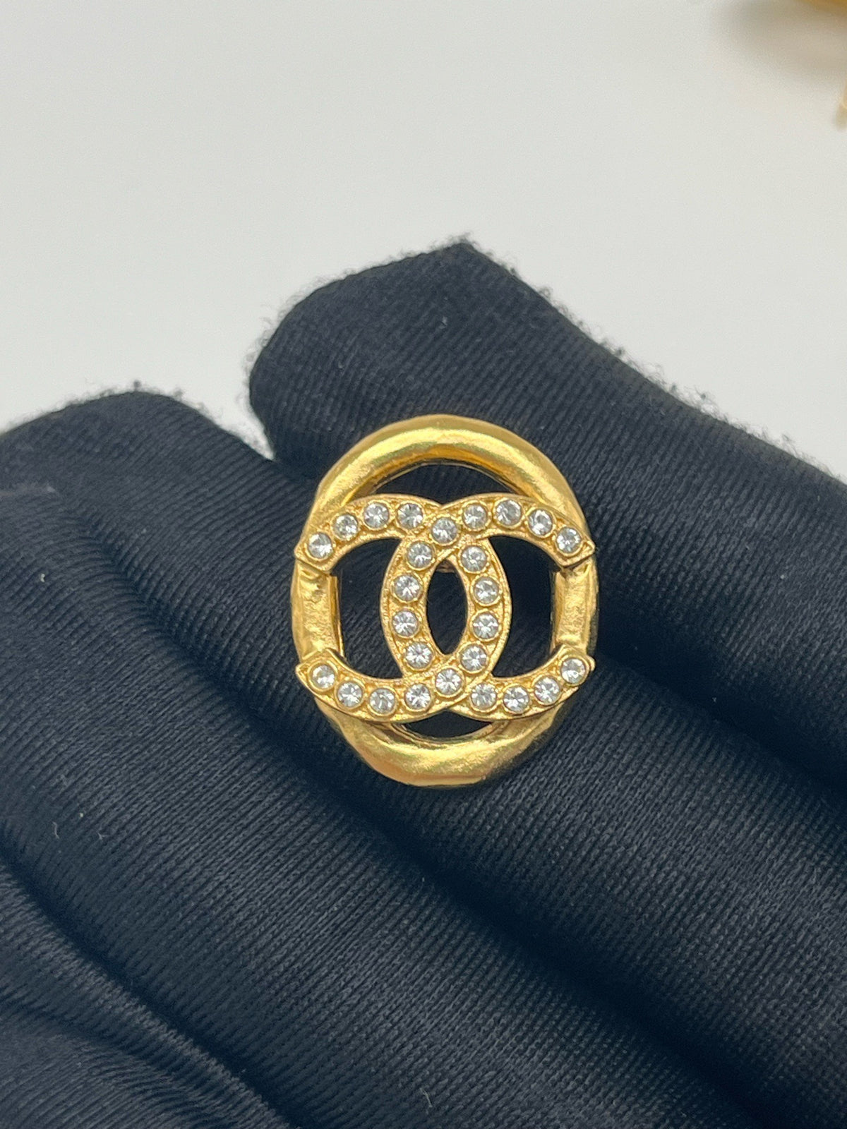 Chanel - Other - Gold-tone metal with clear crystal embellishments - Gold - (One size)