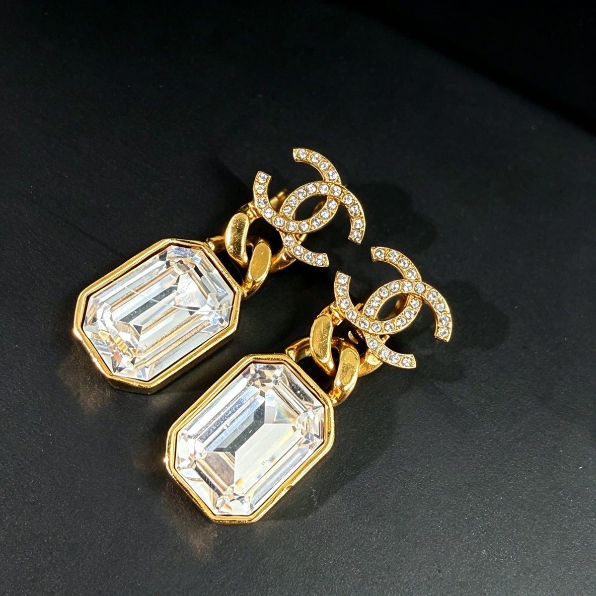 Chanel - Other - Gold-tone metal with clear faceted glass embellishments - Gold