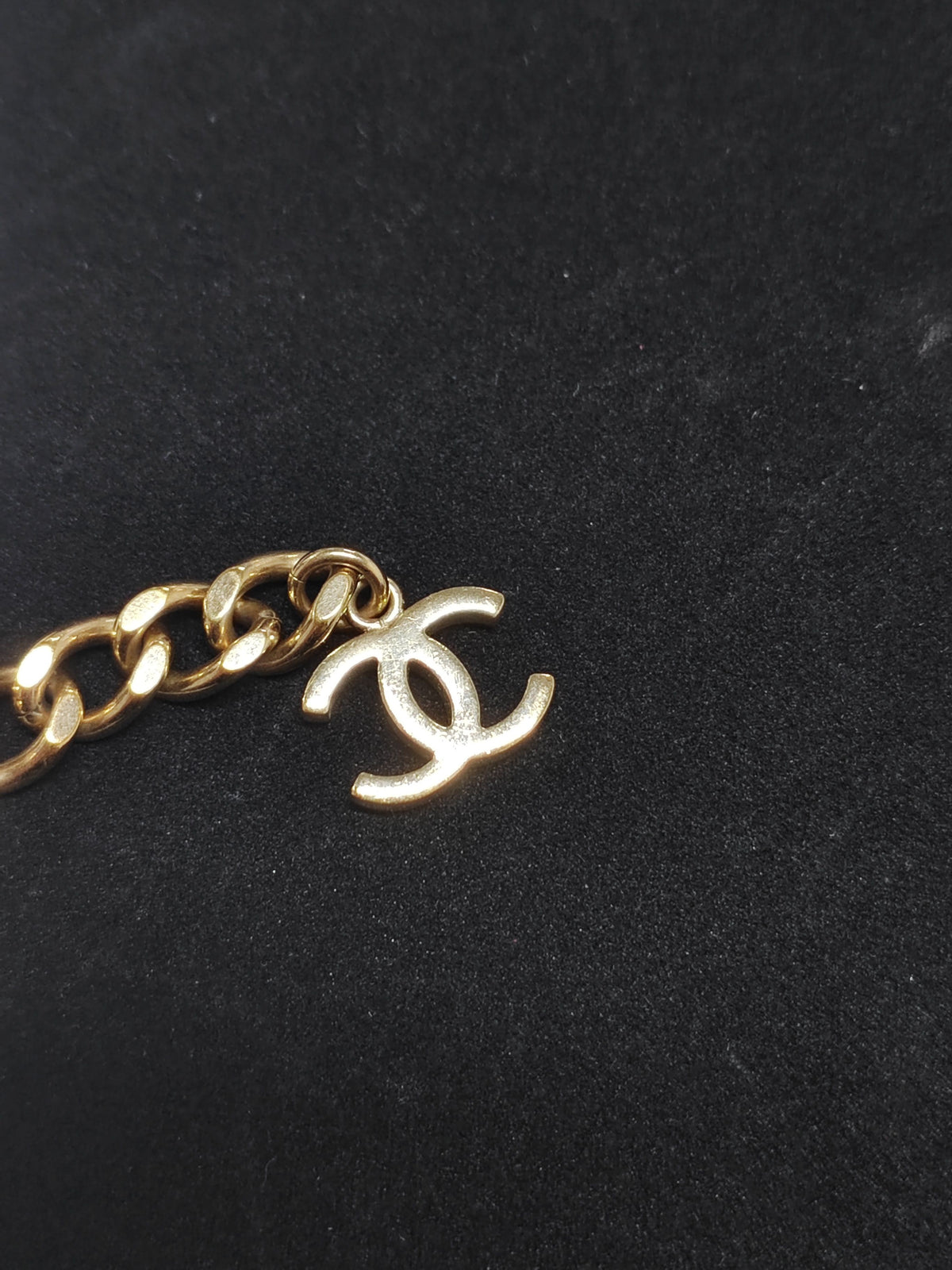 Chanel - Other - Gold-tone metal with clear glass rhinestones - Gold