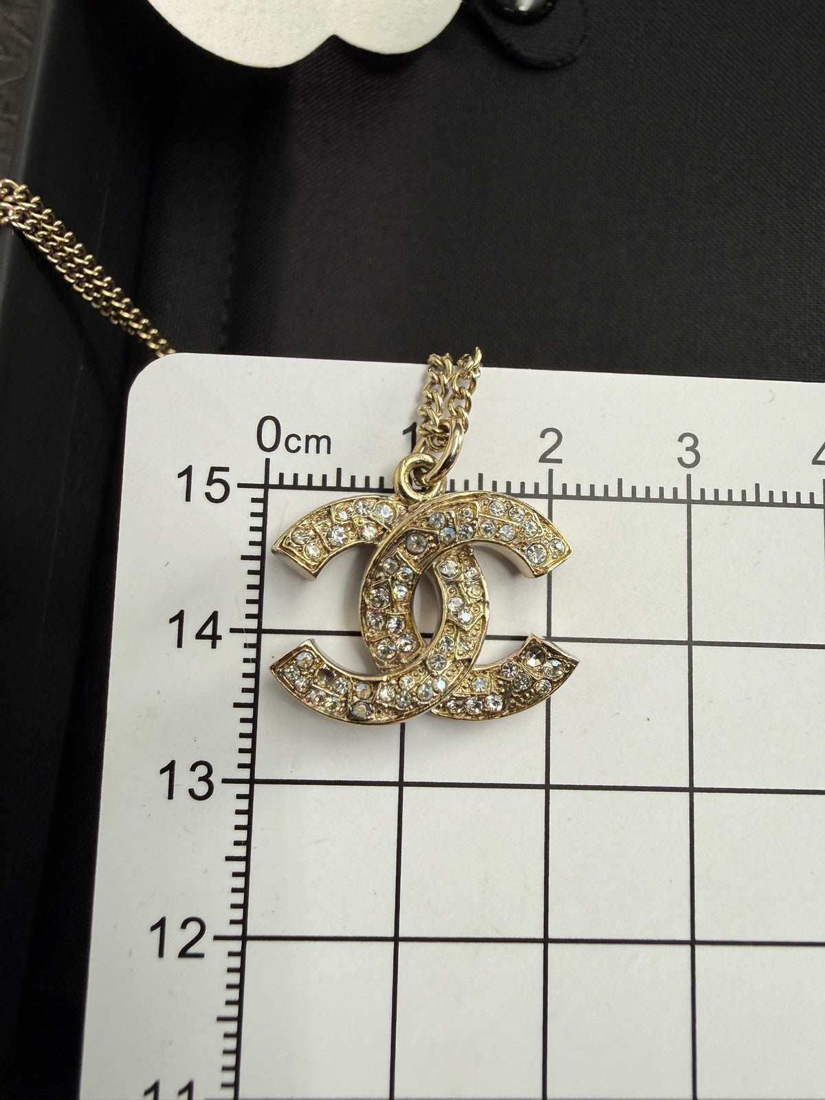 Chanel - Other - Gold-tone metal with clear rhinestone accents and a pearl-like drop - Gold - (43+15)