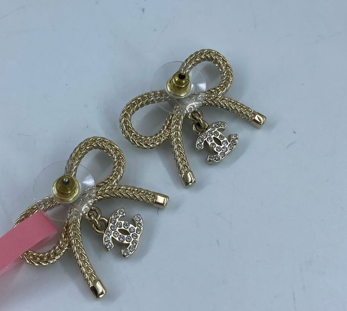 Chanel - Other - Gold-tone metal with clear rhinestone embellishments - Gold