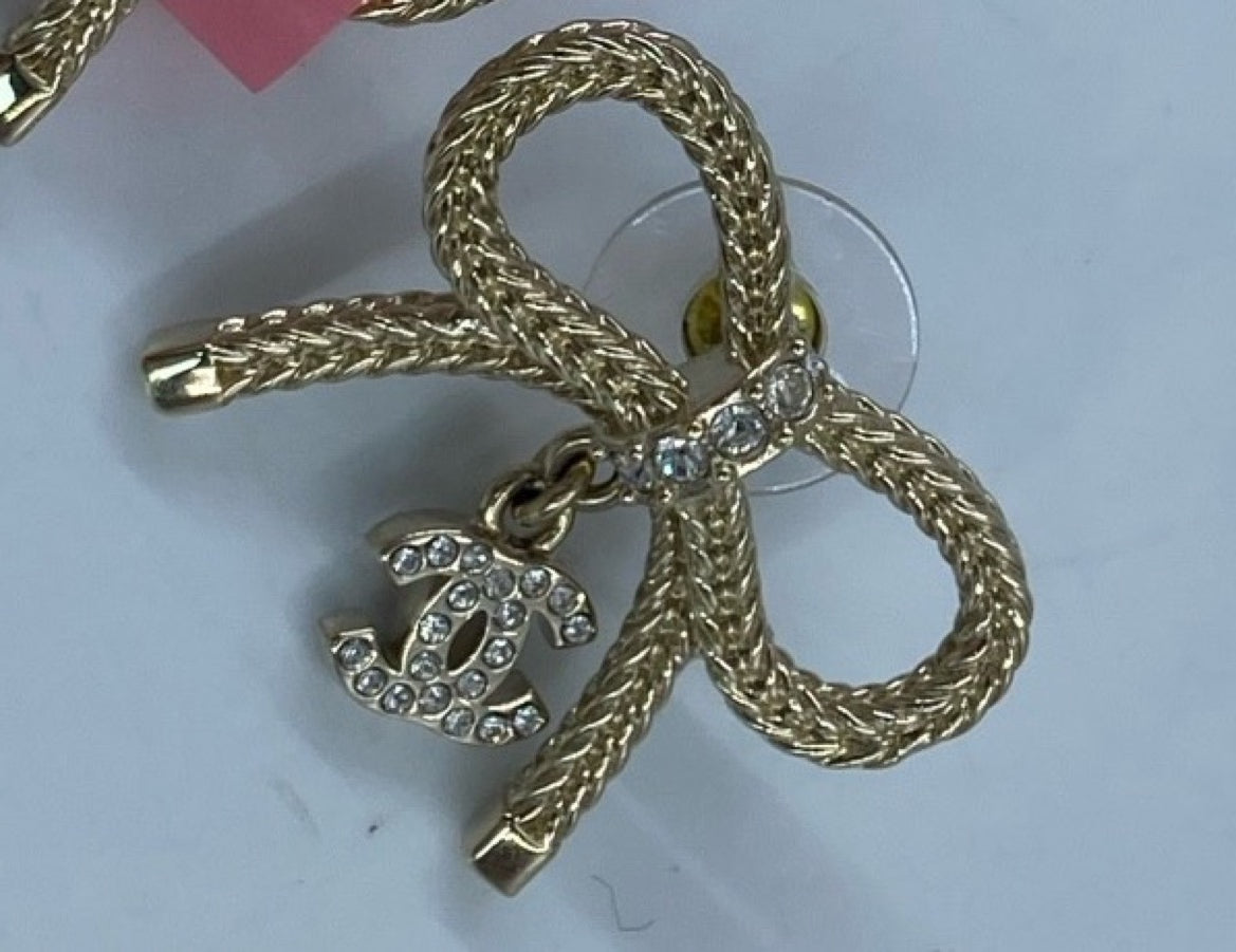 Chanel - Other - Gold-tone metal with clear rhinestone embellishments - Gold