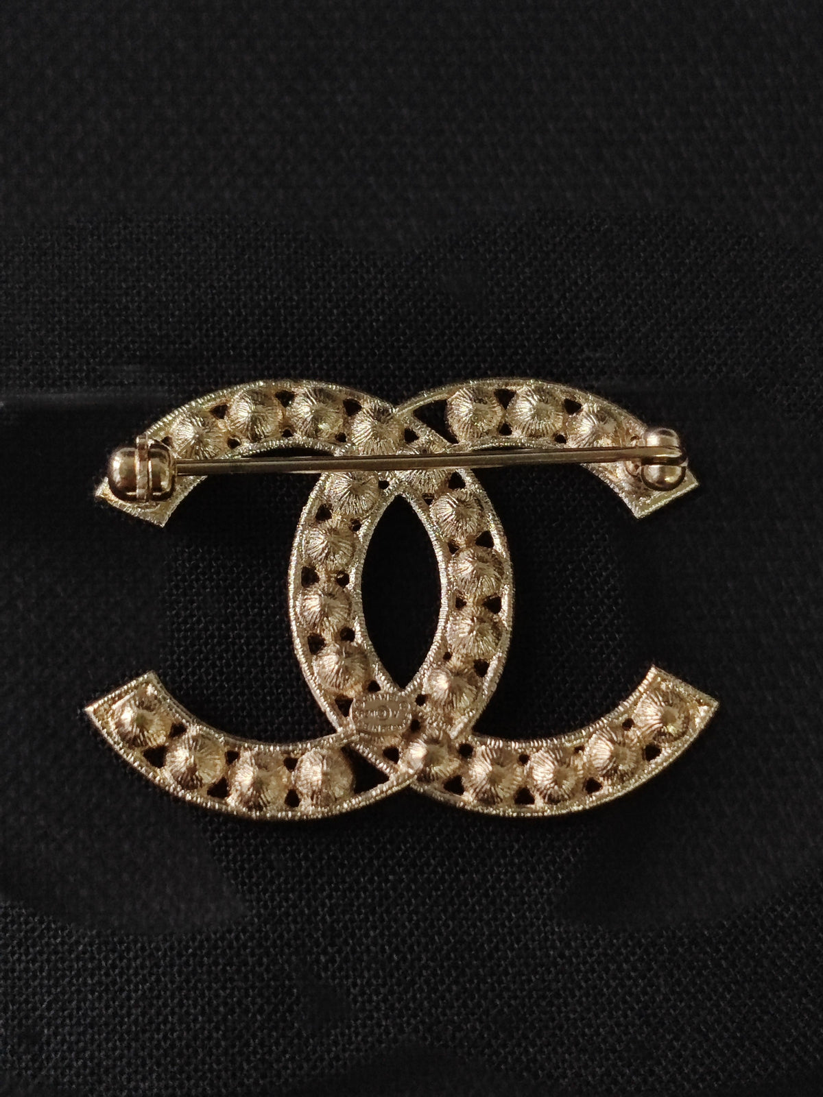 Chanel - Other - Gold-tone metal with clear rhinestone stones - Gold