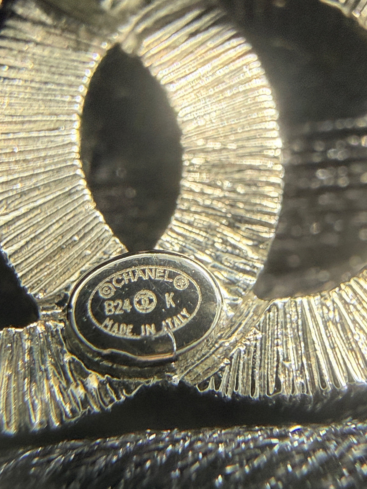 Chanel - Other - Gold-tone metal with clear rhinestones and a faux pearl detail - Gold