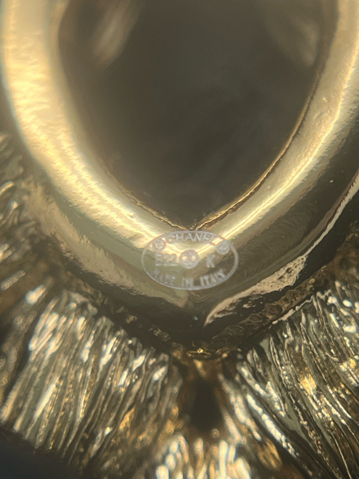 Chanel - Other - Gold-tone metal with clear rhinestones - Gold