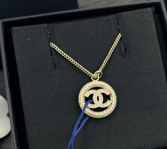 Chanel - Other - Gold-tone metal with clear stone embellishments - Gold - (23 cm)