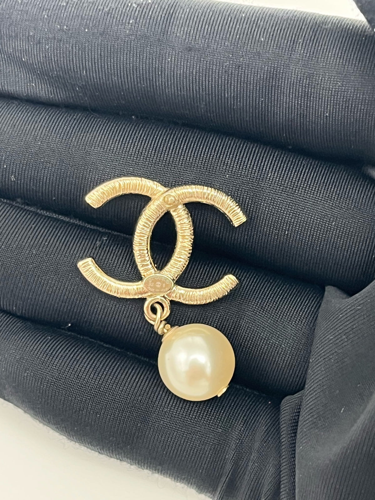 Chanel - Other - Gold-tone metal with crystal accents and faux pearl drops - Gold - (One size)