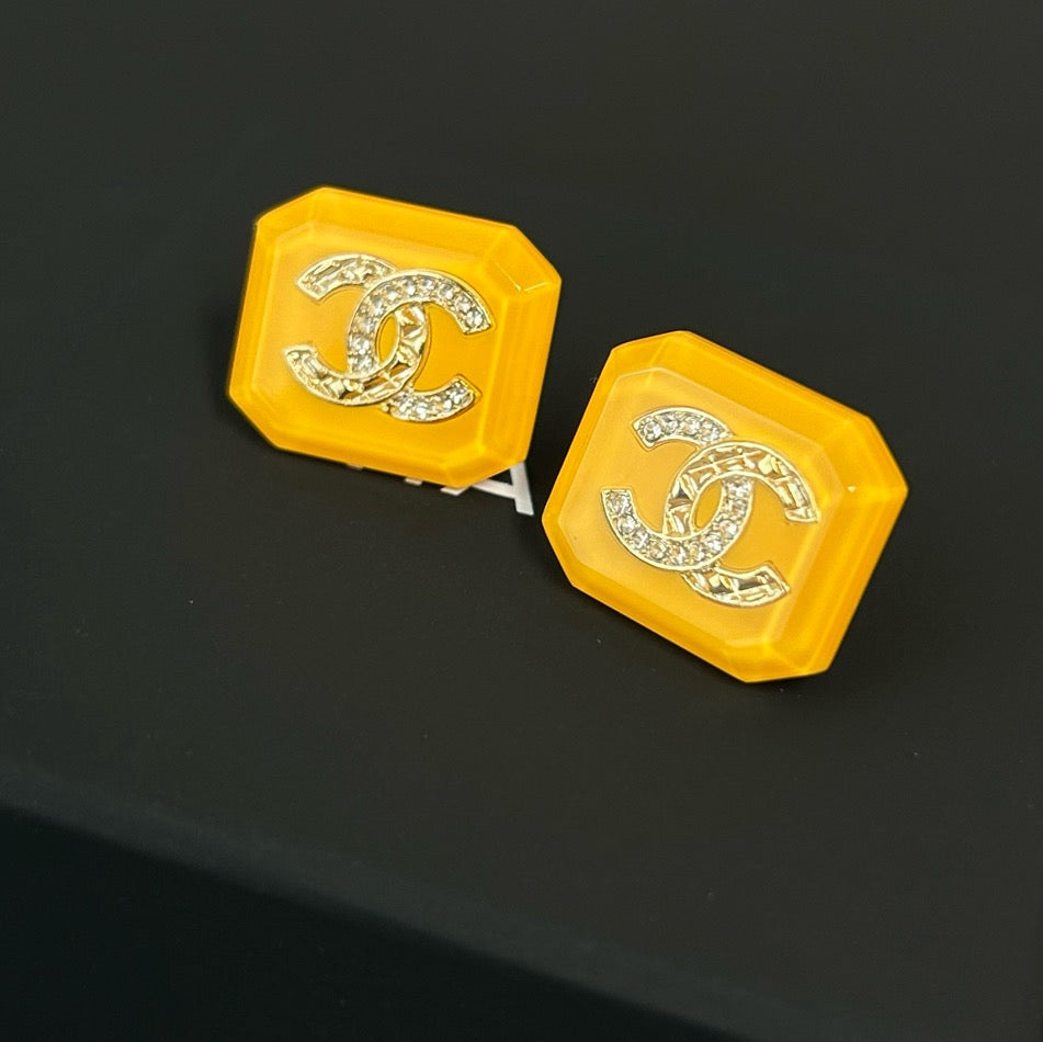 Chanel - Other - Gold-tone metal with crystal accents and resin elements - Yellow
