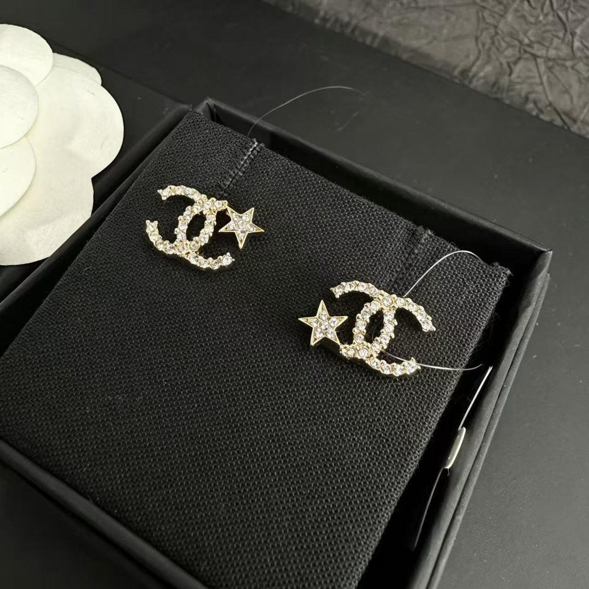 Chanel - Other - Gold-tone metal with crystal embellishments - Gold