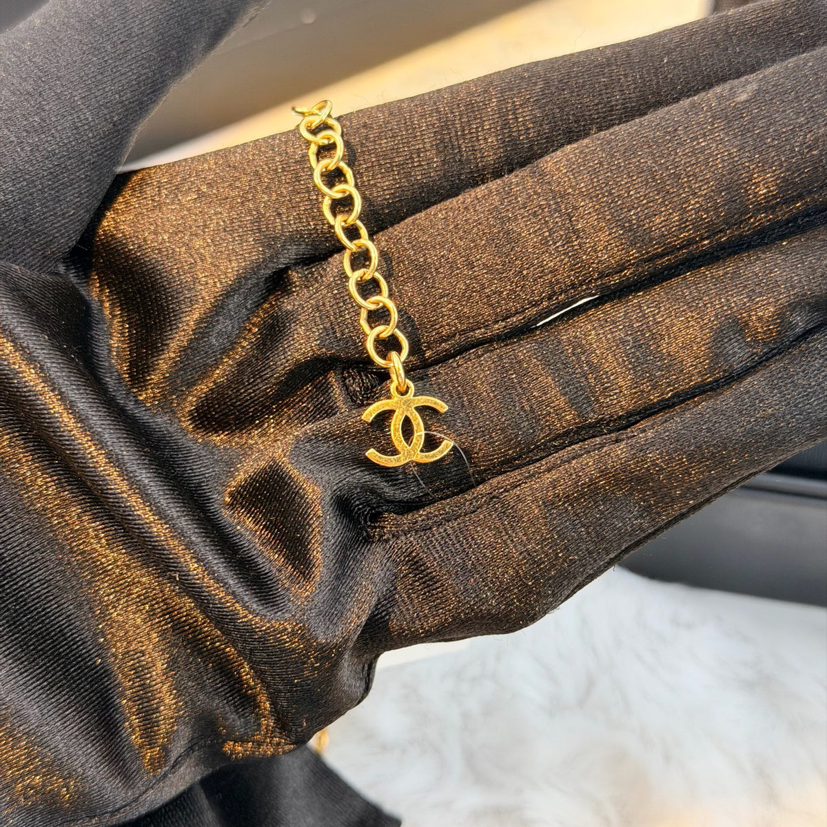Chanel - Other - Gold-tone metal with crystal rhinestones and black enamel accents - Gold - (22 cm + 8 cm extension)