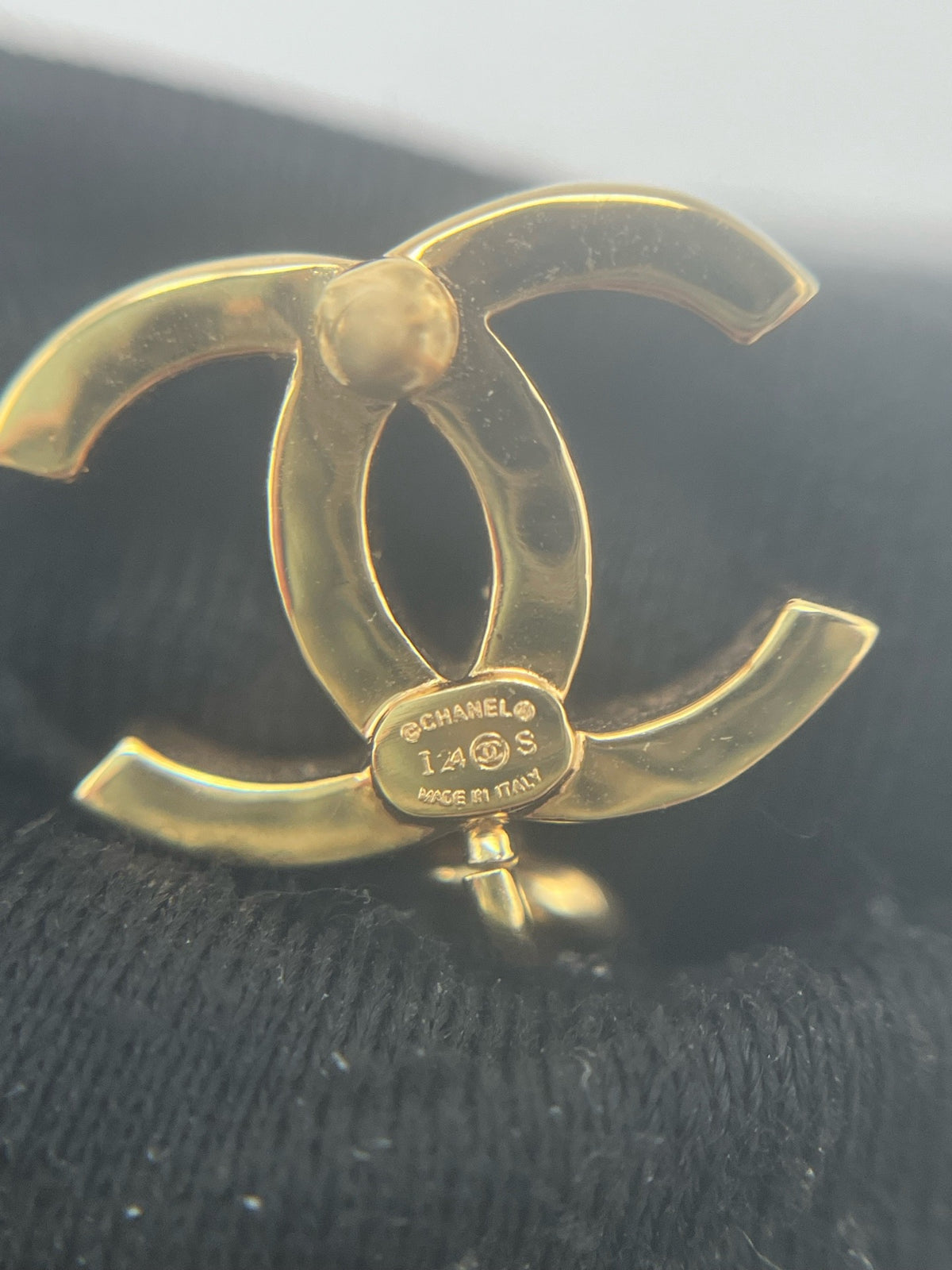 Chanel - Other - Gold-tone metal with faux pearl accents. - Gold