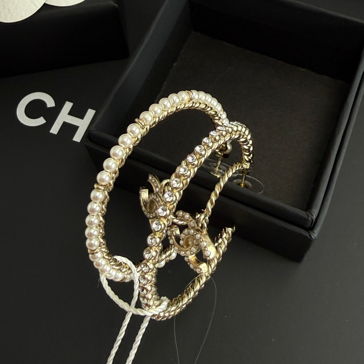 Chanel - Other - Gold-tone metal with faux pearls and crystal embellishments - Gold