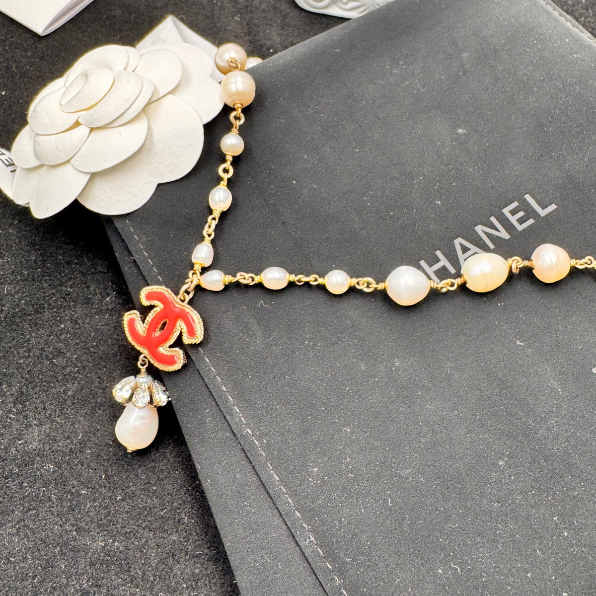 Chanel - Other - Gold-tone metal with faux pearls, red enamel and crystal embellishments - Multicolour