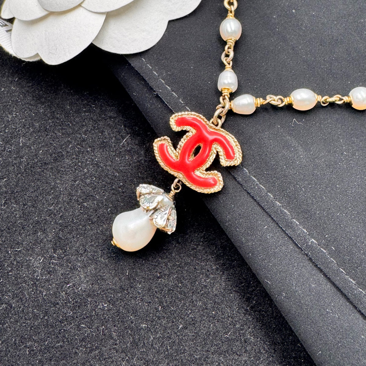 Chanel - Other - Gold-tone metal with faux pearls, red enamel and crystal embellishments - Multicolour