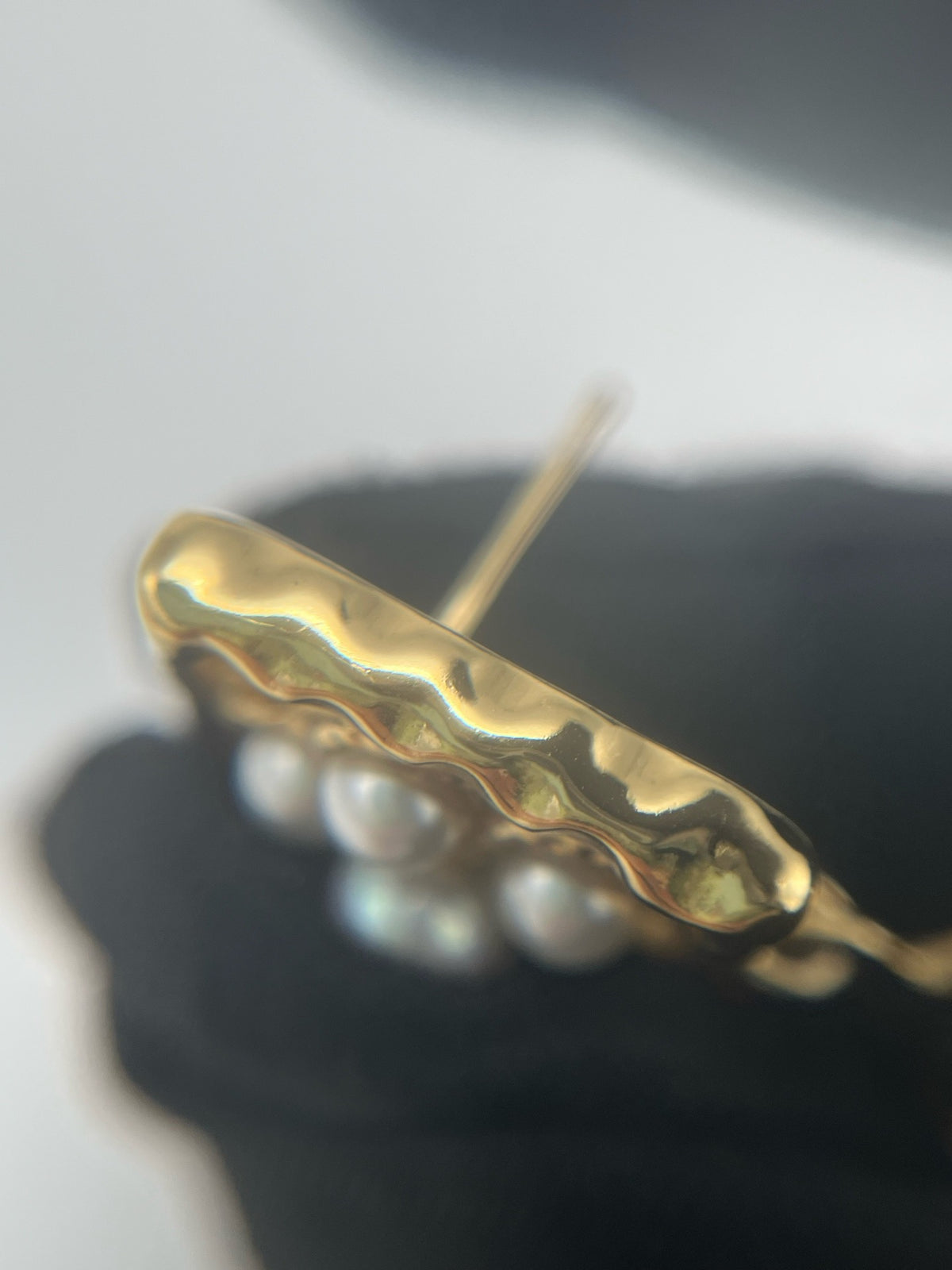 Chanel - Other - Gold-tone metal with glass and imitation pearls. - Gold - (One size)