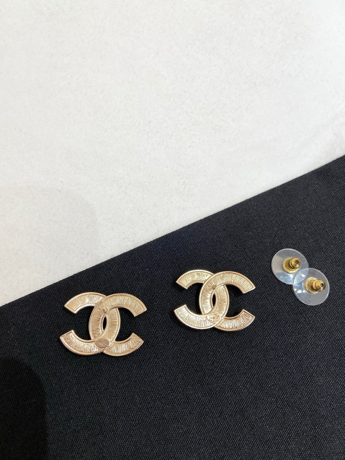 Chanel - Other - Gold-tone metal with glass crystals and faux pearls. - Gold