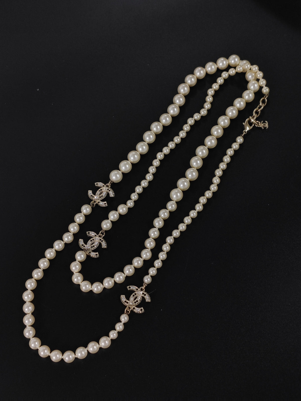 Chanel - Other - Gold-tone metal with glass faux pearls and rhinestone embellishments. - Multicolour