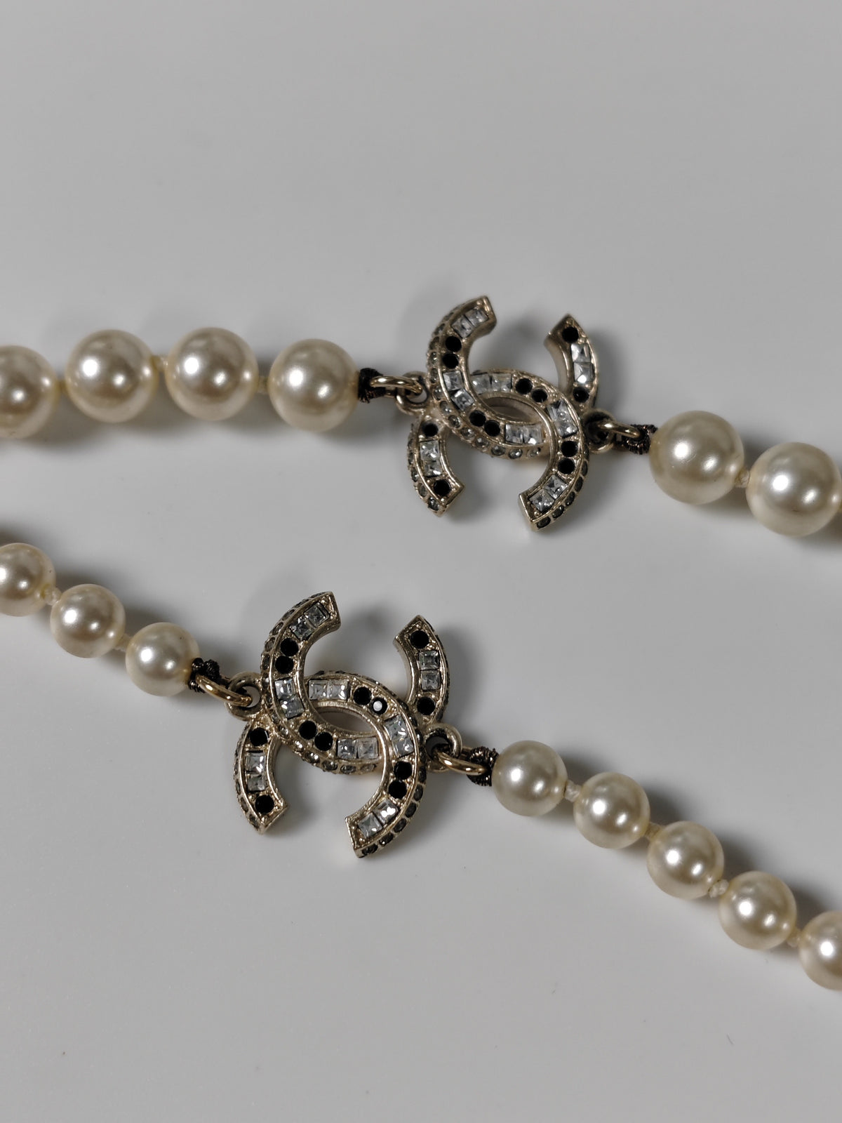 Chanel - Other - Gold-tone metal with glass faux pearls and rhinestone embellishments. - Multicolour