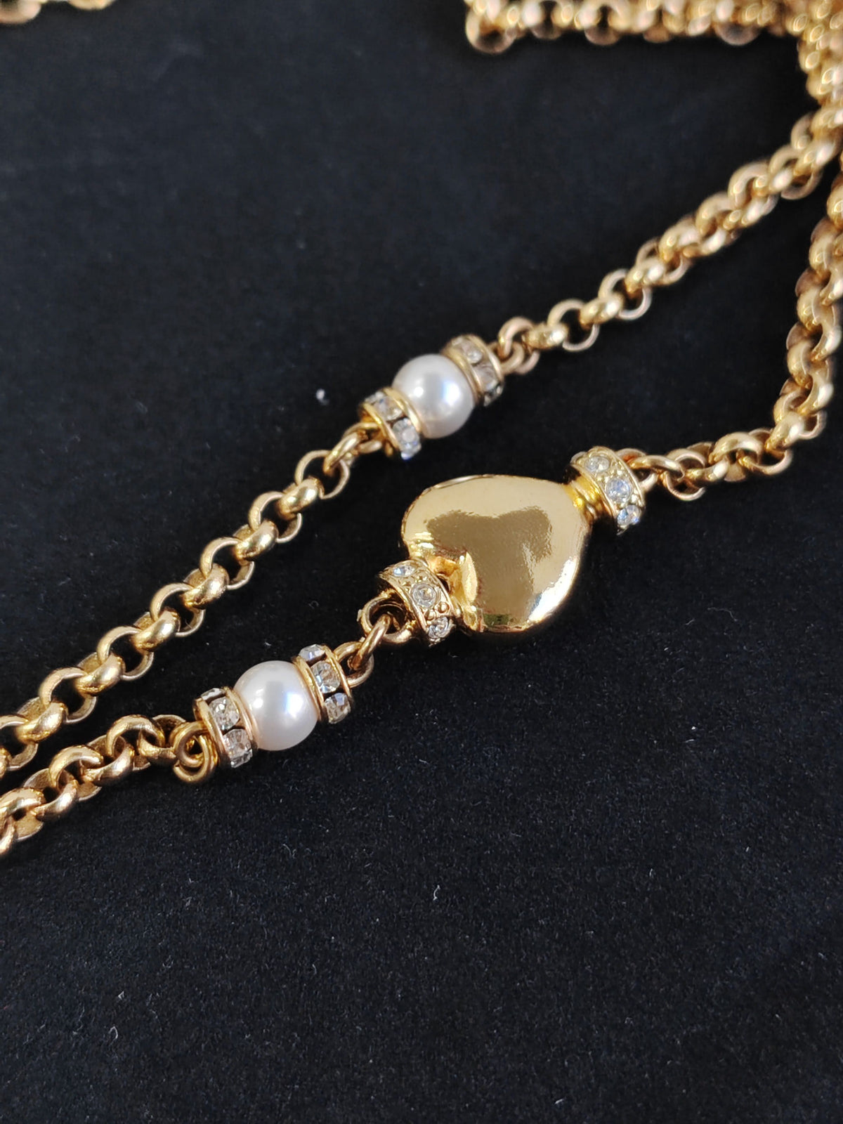 Chanel - Other - Gold-tone metal with imitation pearl and crystal accents - Gold